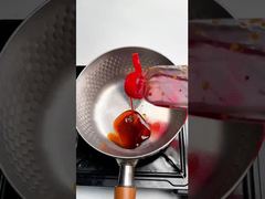 Delicious instant noodles with vermicelli 