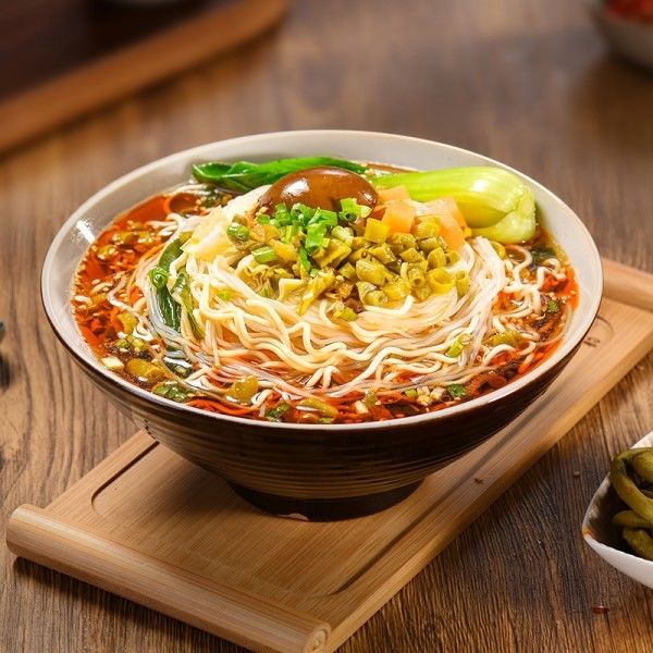 Instant Noodles Bowl With Fragrant Spicy Sour Bean Flavor Instant Vermicelli Combination From China