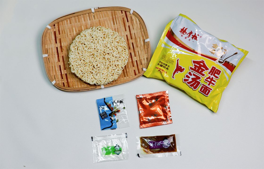 125g*24 Instant Noodles With Golden Soup Beef Flavor And Boiling Water Cooking Method