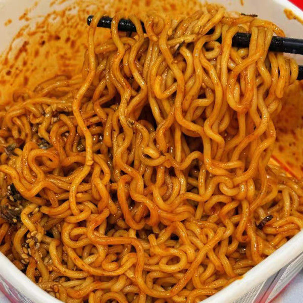 Little Spicy Wuhan Dry Noodles Spicy Sesame Sauce Flavor For Your Authentic Chinese Noodle Experience