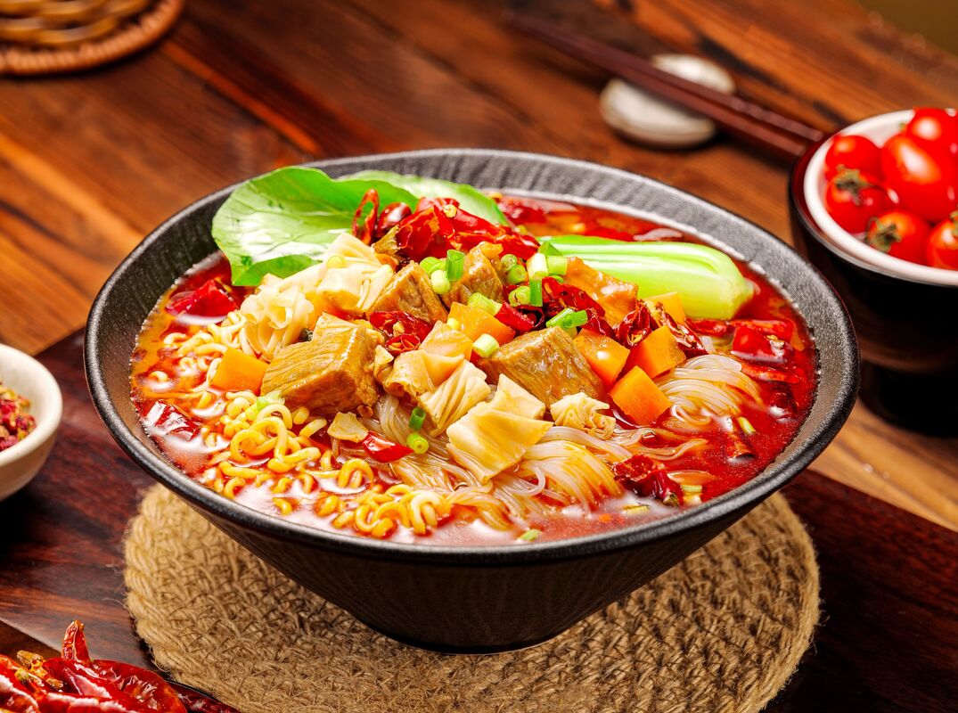 Sauce Net Weight Details Featuring Authentic Chongqing Mala Flavor Perfect for Culinary Applications and Food Processing